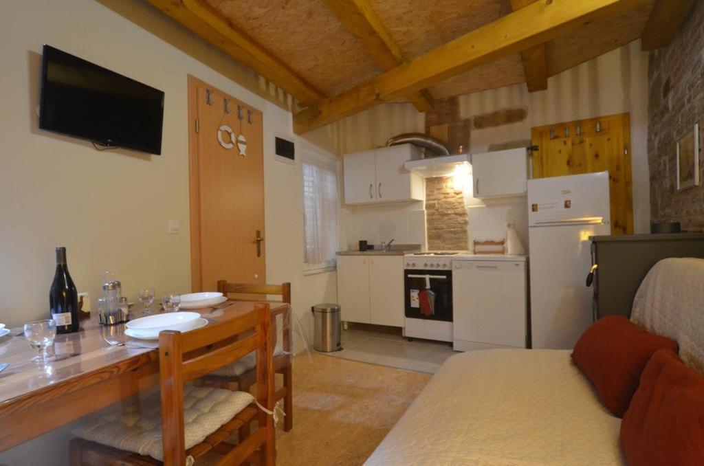 Studio Apartment La Maison De Catherine Rovinj Exterior foto